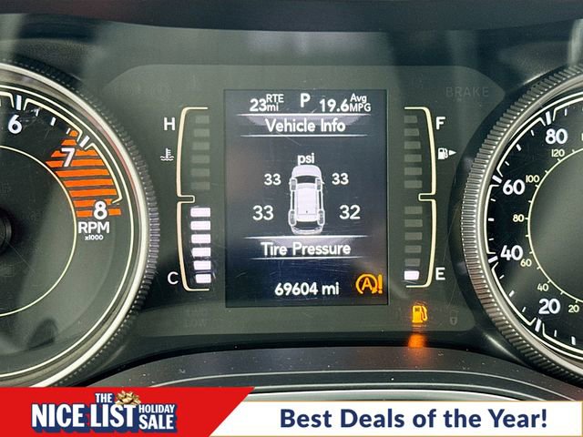 Used 2019 Jeep Cherokee Latitude Plus w/ Comfort/Convenience Group image 12