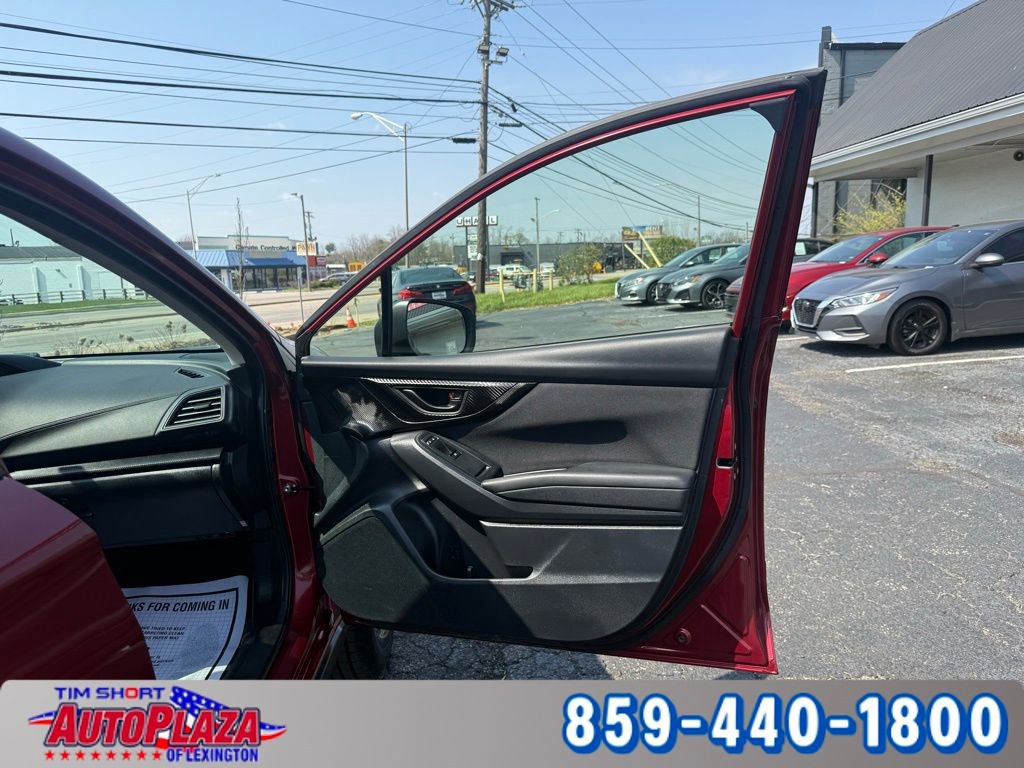 Used 2018 Subaru Crosstrek 2.0i image 17