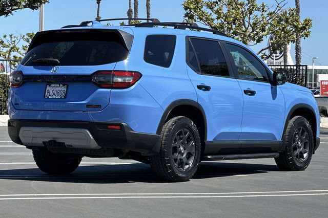 Certified 2024 Honda Pilot TrailSport image 4