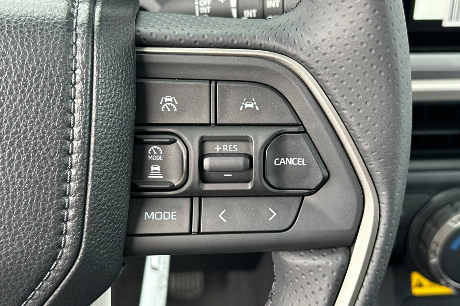 New 2026 Toyota 4Runner TRD Off-Road Premium AWD/4WD image 30