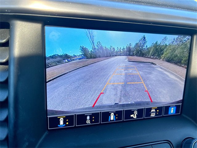 Used 2023 GMC Acadia AT4 w/ Technology Package image 21