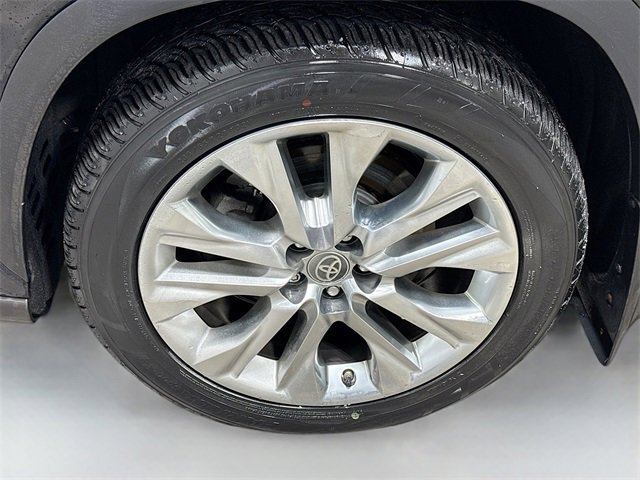 Used 2020 Toyota Highlander Limited image 33