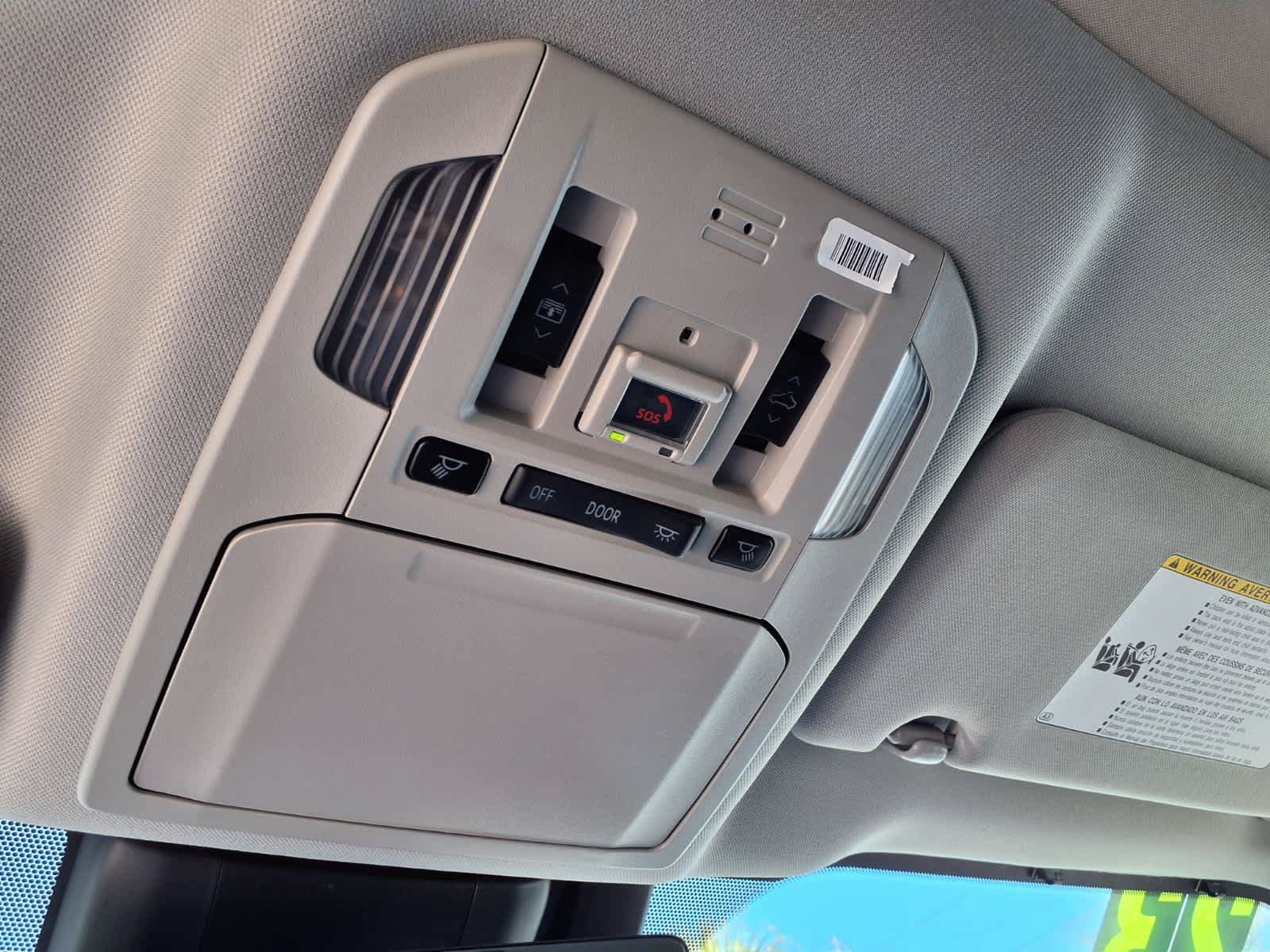 Used 2023 Toyota Highlander Platinum FWD image 29