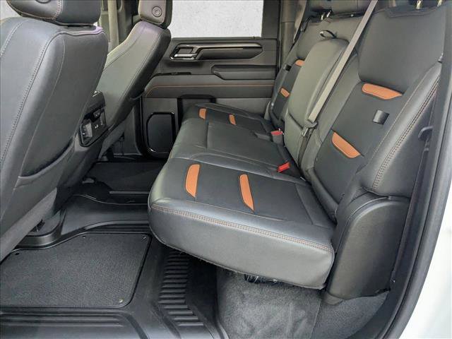 Used 2024 GMC Sierra 2500 AT4 w/ AT4 Premium Plus Package image 17