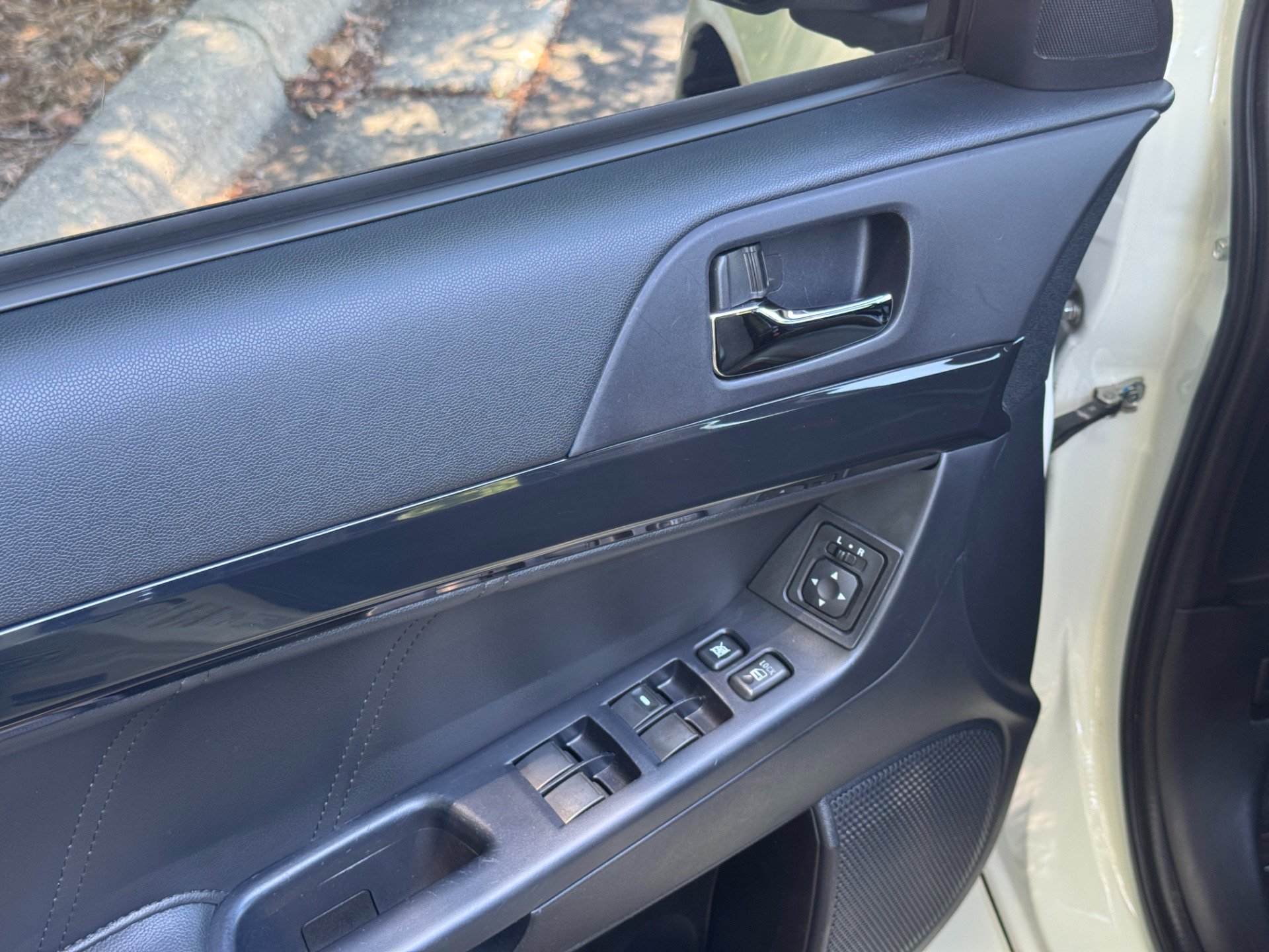 Used 2015 Mitsubishi Lancer Evolution GSR AWD/4WD image 26