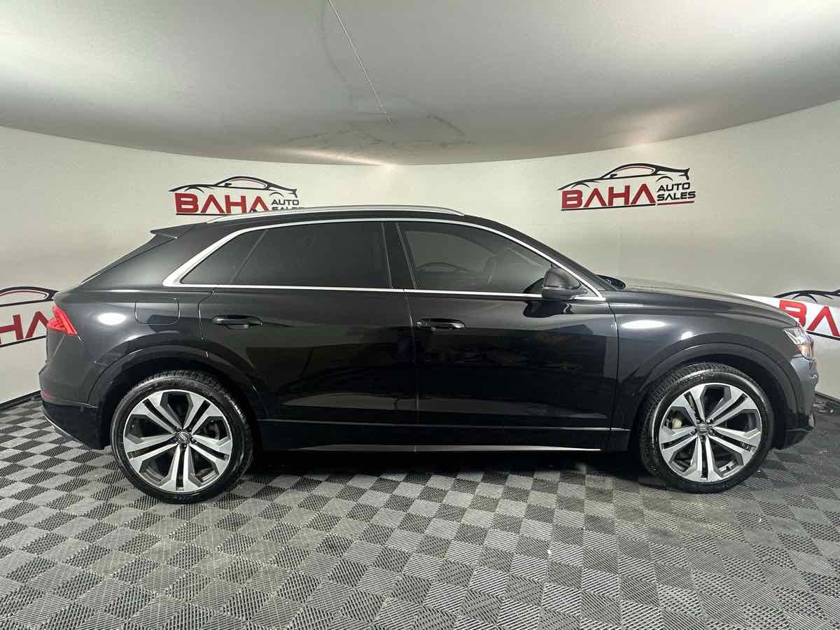 Used 2019 Audi Q8 Prestige AWD/4WD image 11