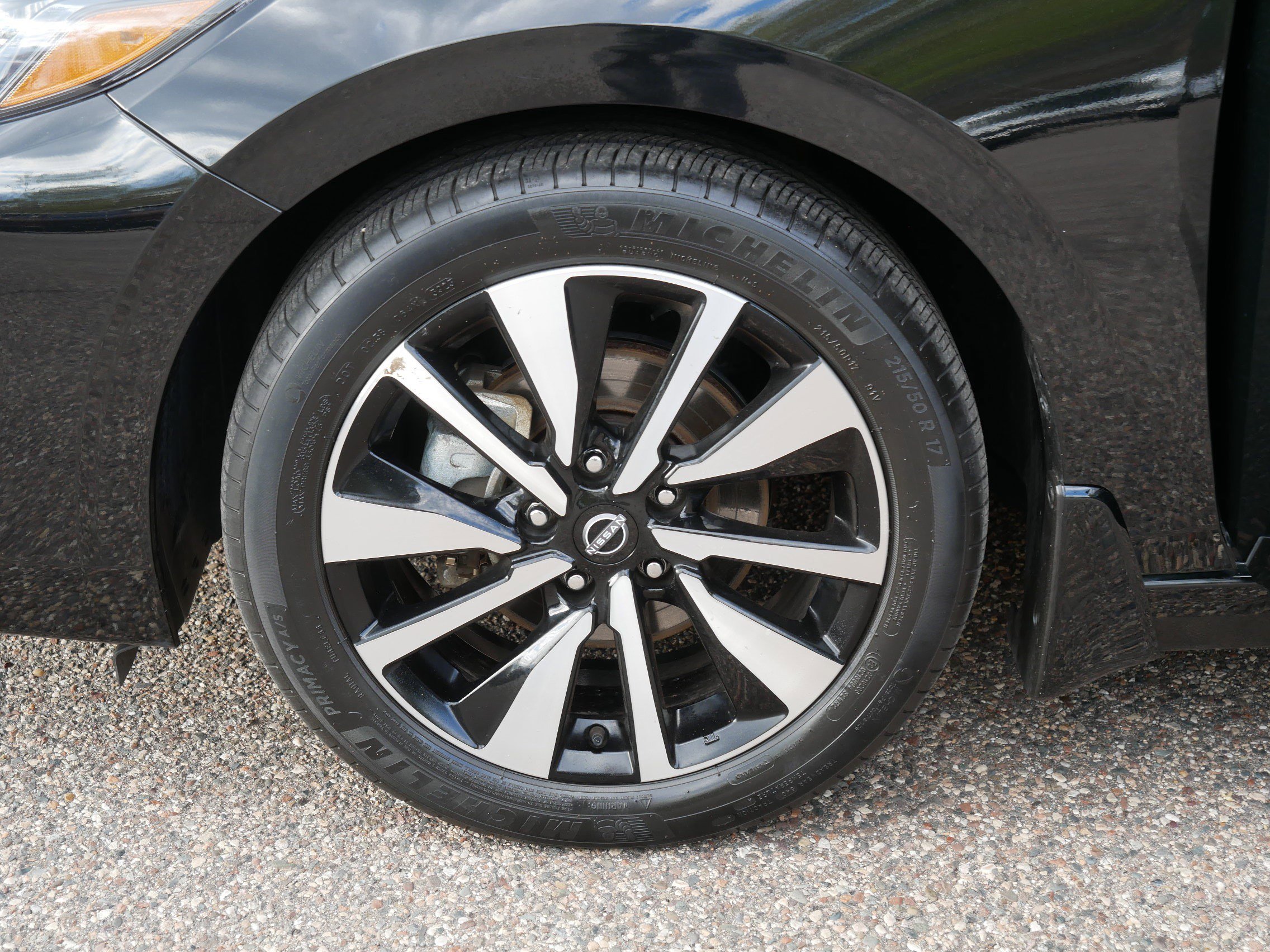 Certified 2024 Nissan Sentra SV w/ SV Premium Package FWD image 15