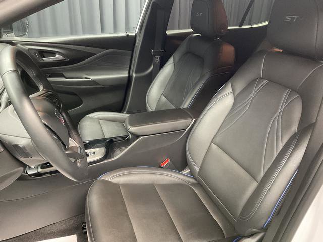Used 2024 Buick Envista Sport Touring image 21