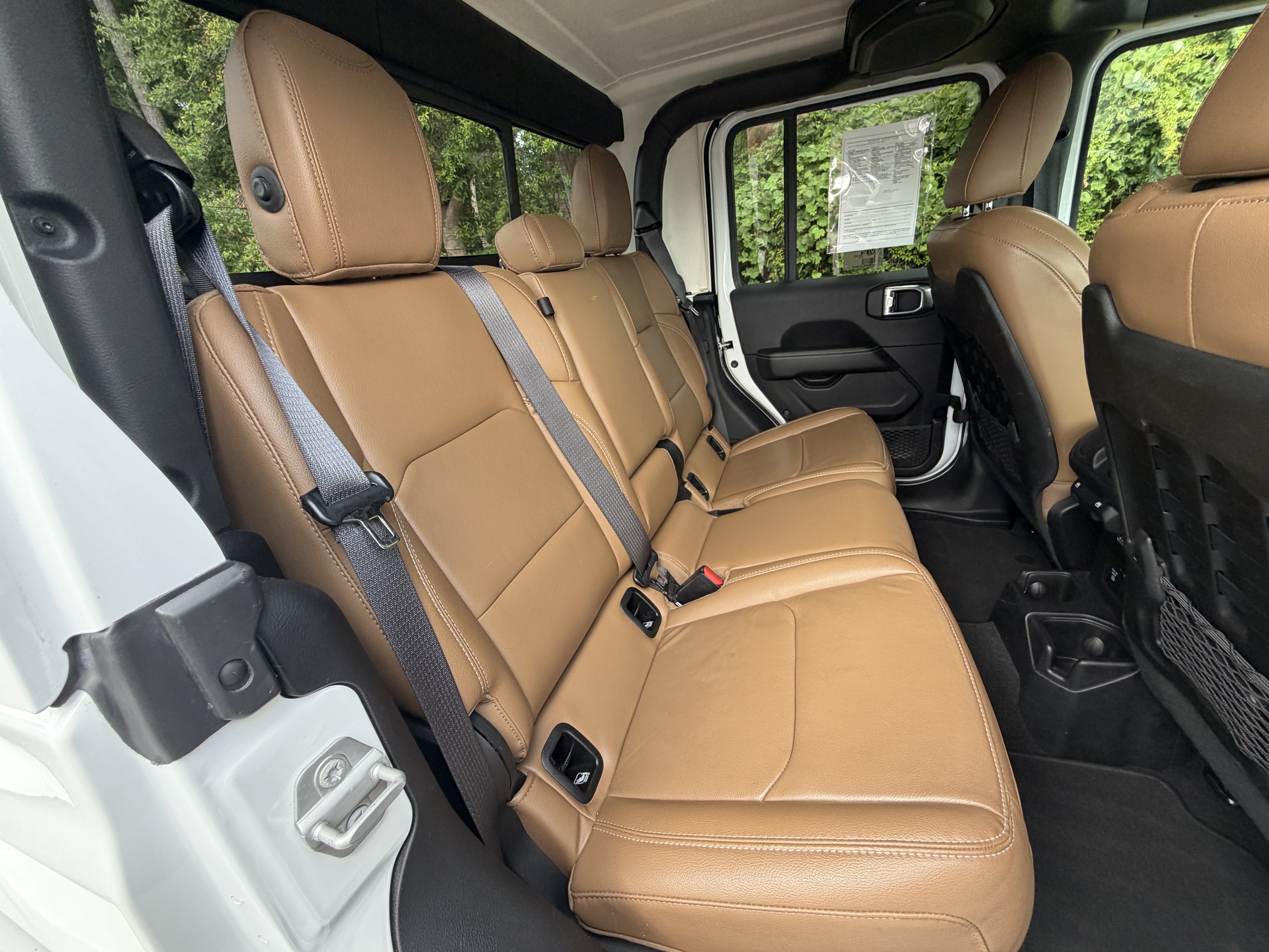 Used 2021 Jeep Gladiator Rubicon AWD/4WD image 14