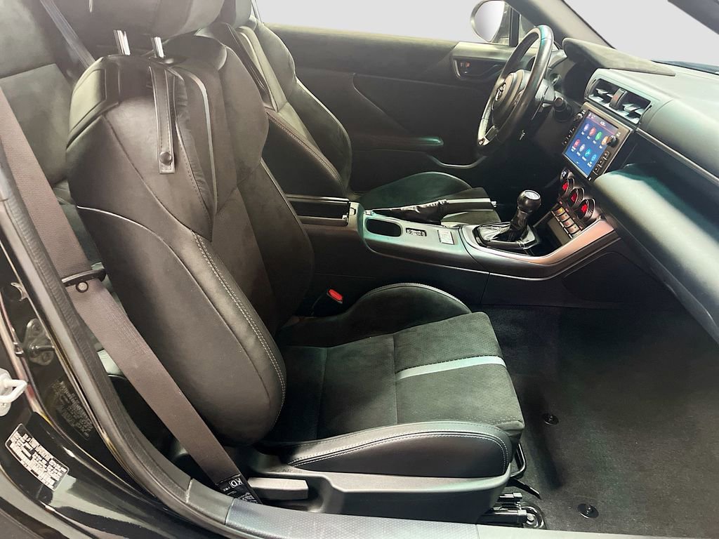 Used 2023 Toyota GR86 Premium w/ ALL Weather Mat Package (TMS) image 26