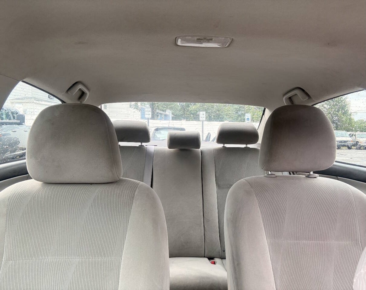 Used 2011 Toyota Corolla LE FWD image 28