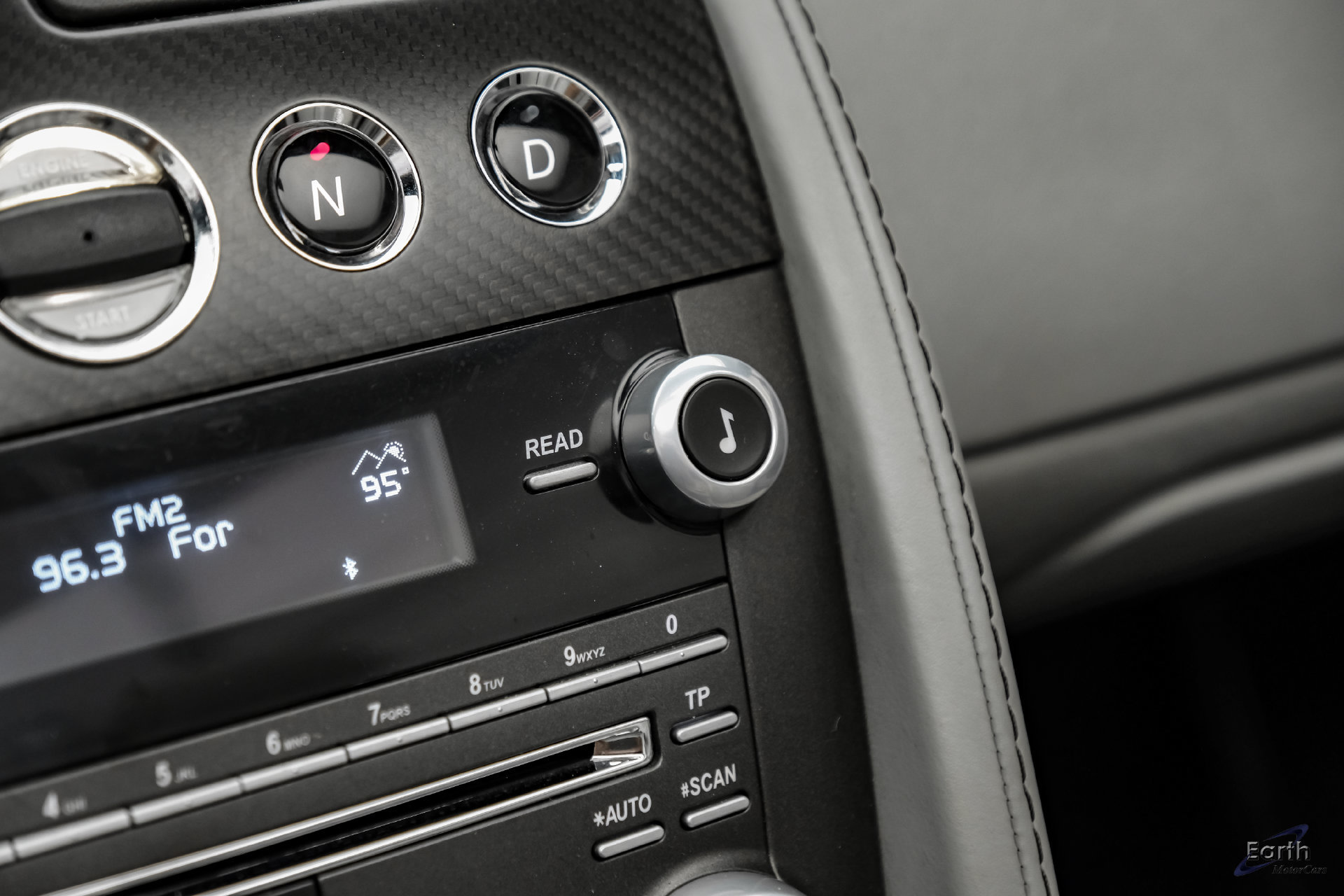 Used 2015 Aston Martin V8 Vantage GT RWD image 70
