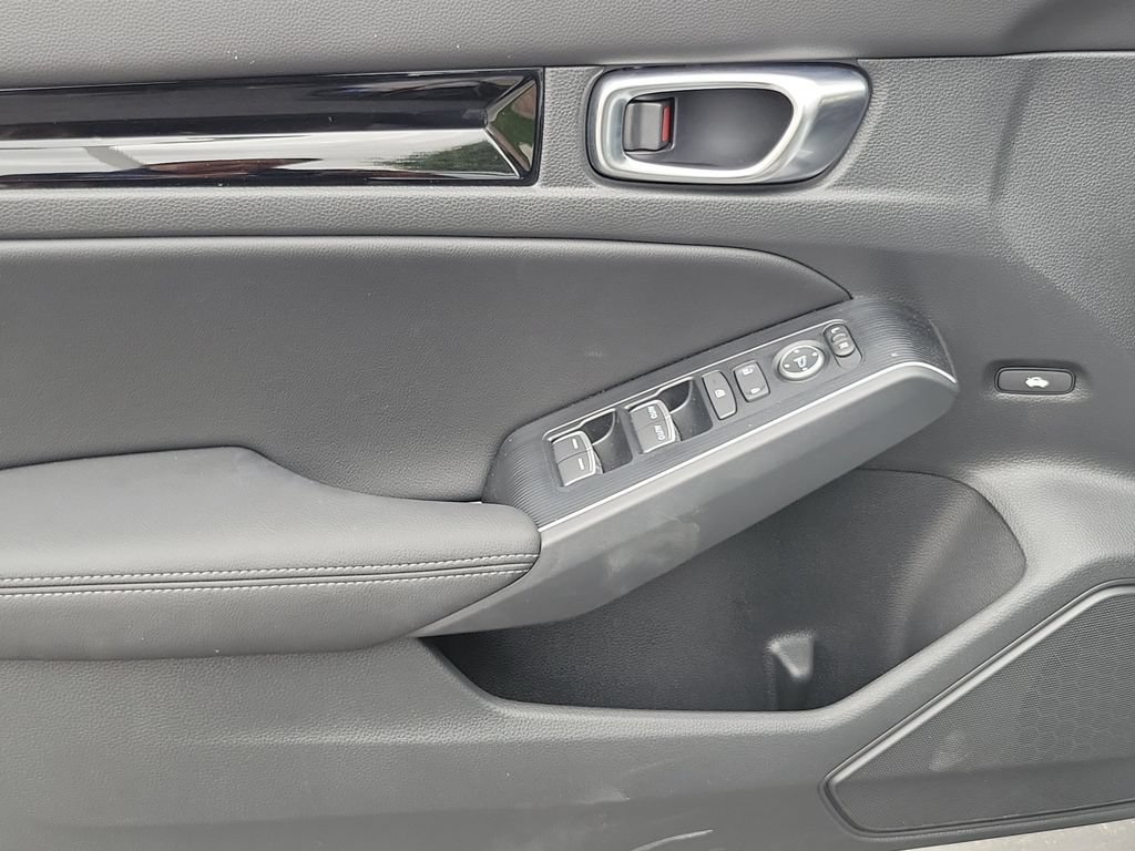 Certified 2025 Honda Civic FWD Hybrid Sedan image 20