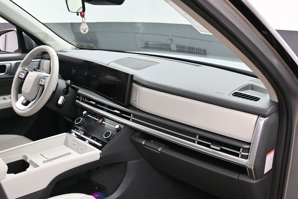 Used 2026 Hyundai Santa Fe SEL FWD image 37