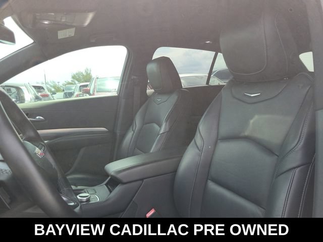 Used 2021 Cadillac XT4 Premium Luxury FWD image 23