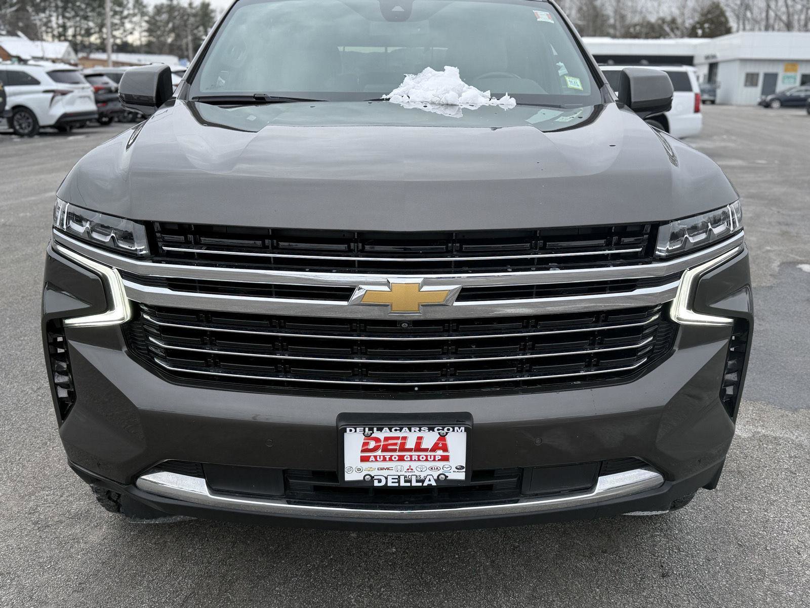 Used 2021 Chevrolet Tahoe LT w/ Luxury Package AWD/4WD image 2
