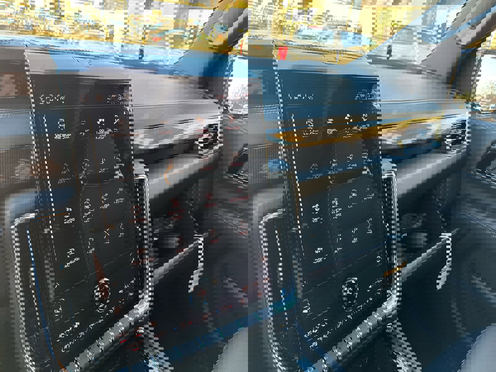 New 2026 GMC Yukon Elevation image 21