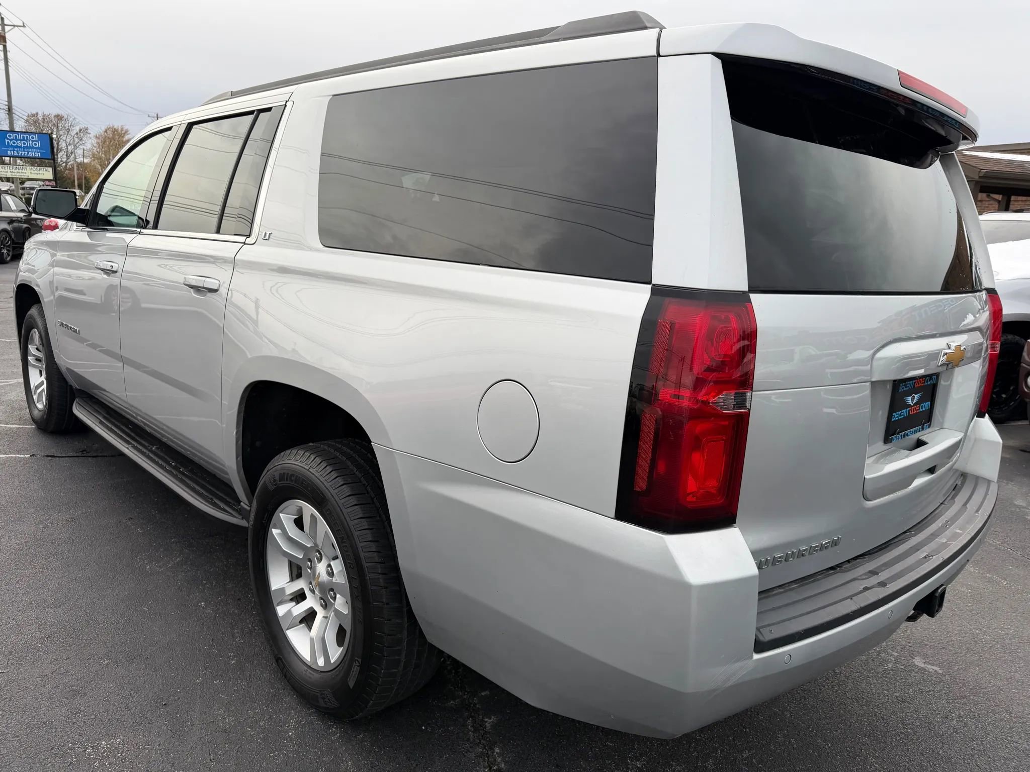 Used 2019 Chevrolet Suburban LT AWD/4WD image 63