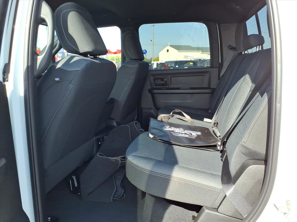 Used 2024 RAM 3500 Tradesman w/ Chrome Appearance Group image 11