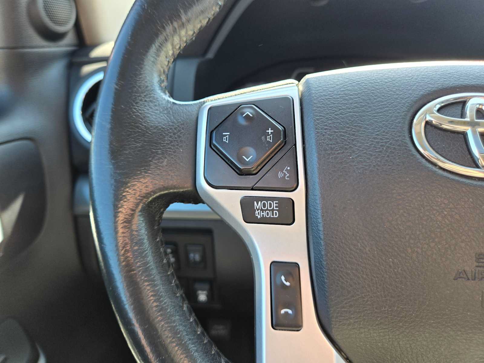 Used 2020 Toyota Tundra TRD Pro AWD/4WD image 37