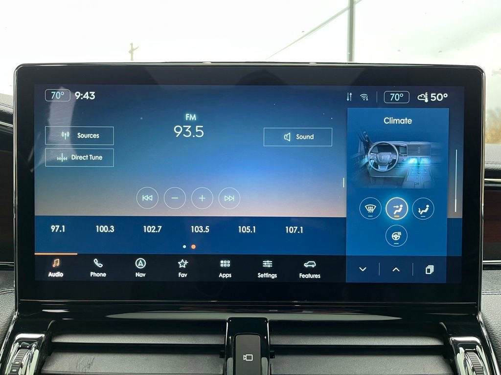 Used 2022 Lincoln Navigator Reserve image 15