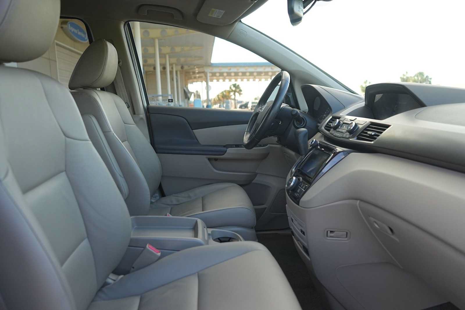 Used 2016 Honda Odyssey Touring image 15