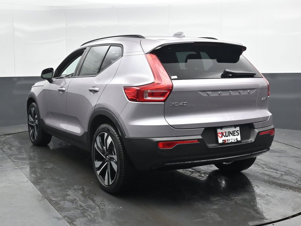 New 2026 Volvo XC40 B5 Ultra w/ Protection Package Premier image 8