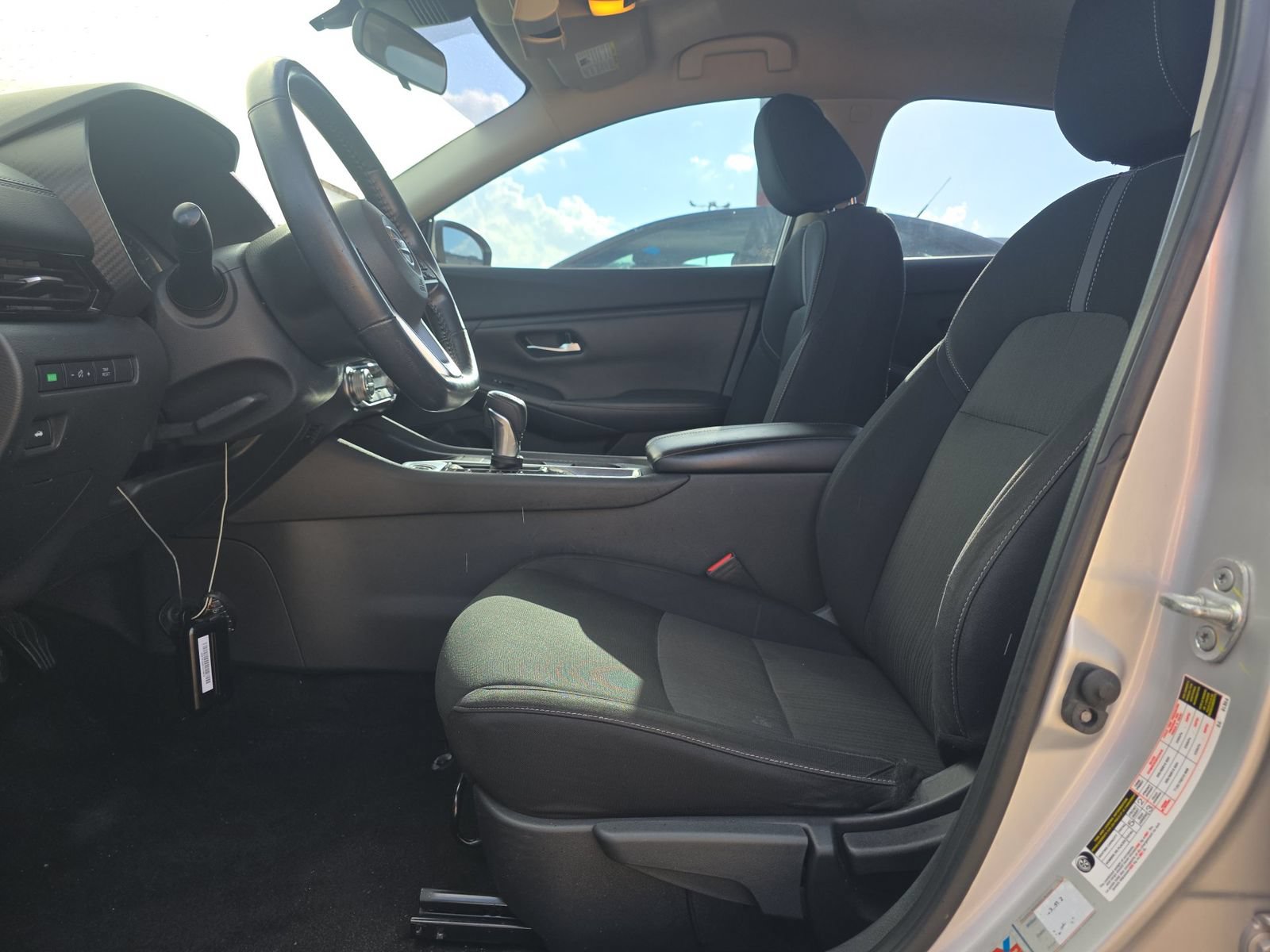 Used 2021 Nissan Sentra SV FWD image 7