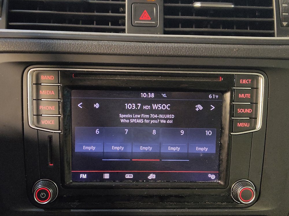 Used 2017 Volkswagen Jetta SE FWD image 25