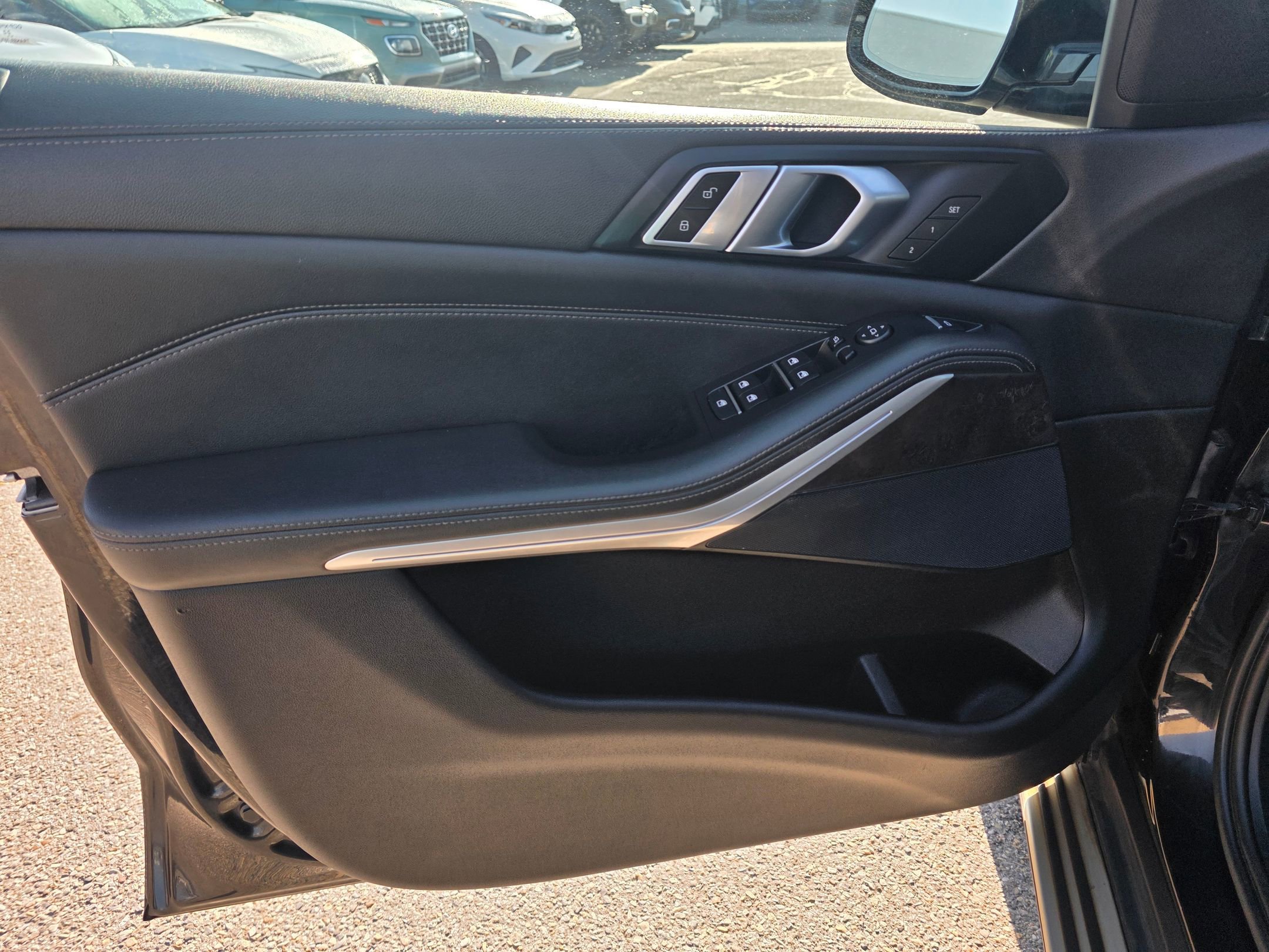 Used 2023 BMW X5 xDrive40i image 12