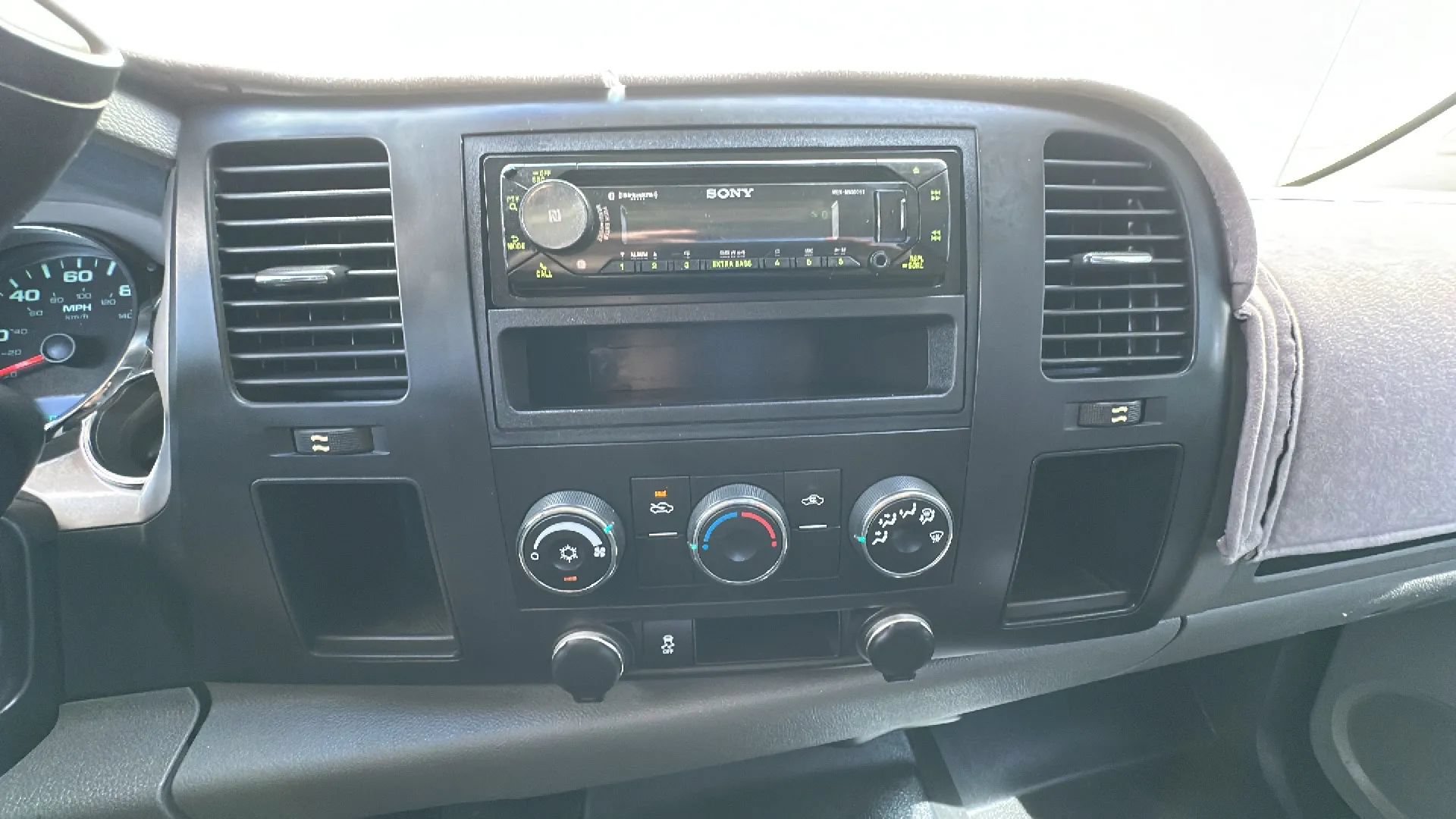 Used 2011 Chevrolet Silverado 2500 W/T RWD image 16