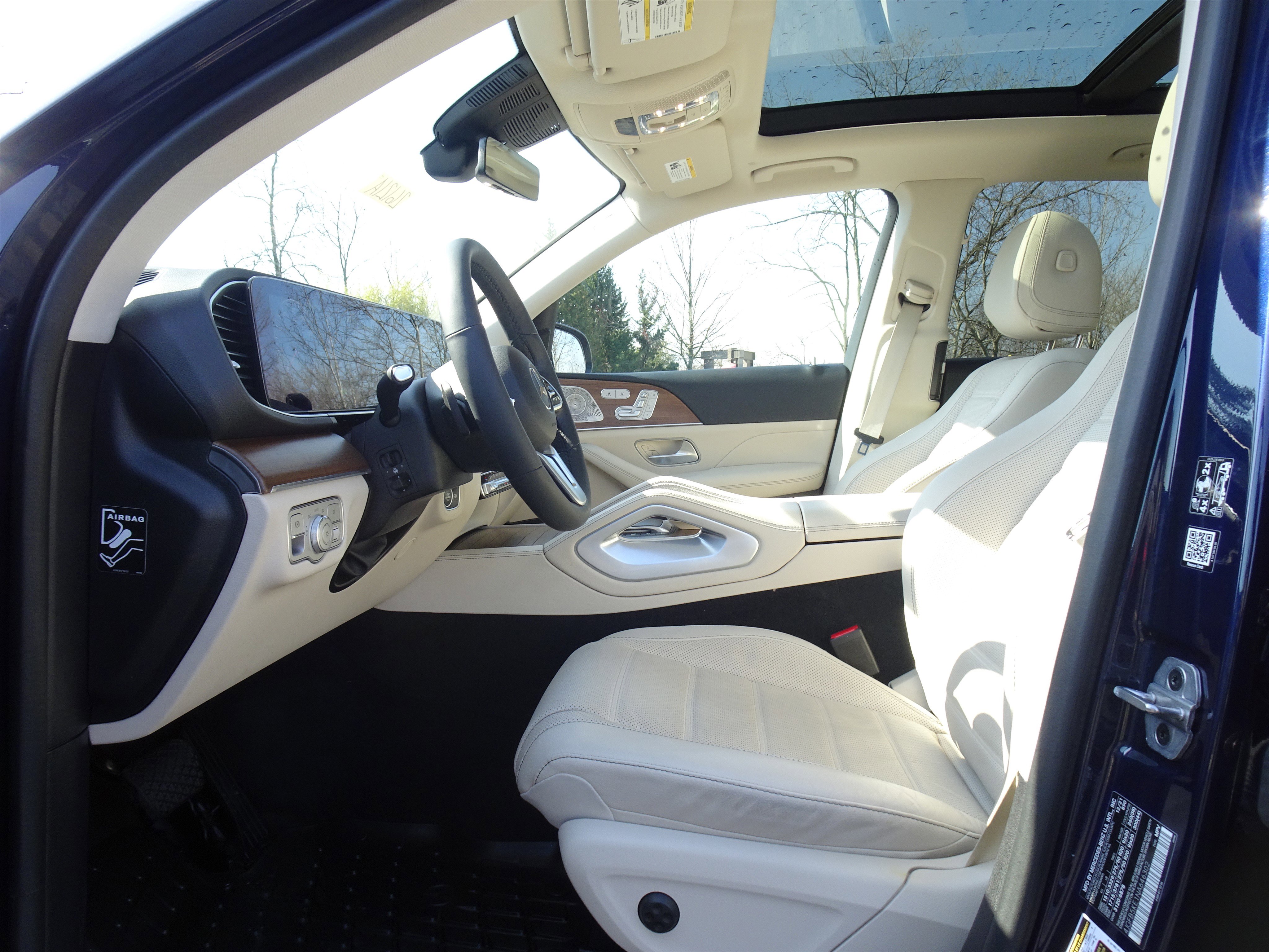 Used 2022 Mercedes-Benz GLE 450 4MATIC image 2