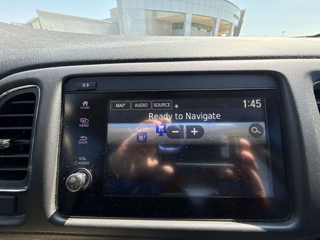 Used 2019 Honda HR-V Touring image 18