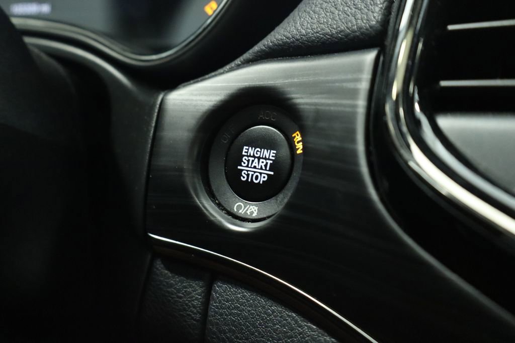 Certified 2020 Jeep Grand Cherokee Limited X AWD/4WD image 43