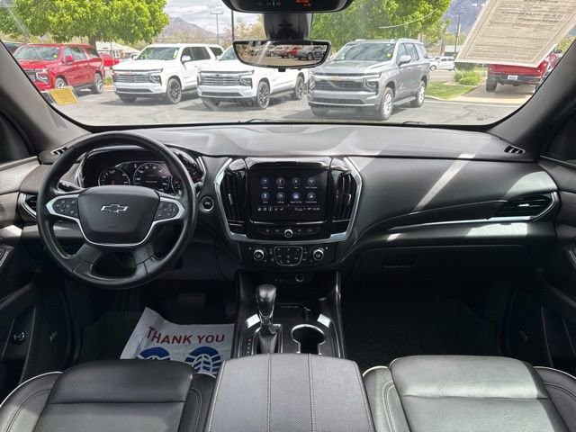 Certified 2022 Chevrolet Traverse Premier w/ Redline Edition AWD/4WD image 13