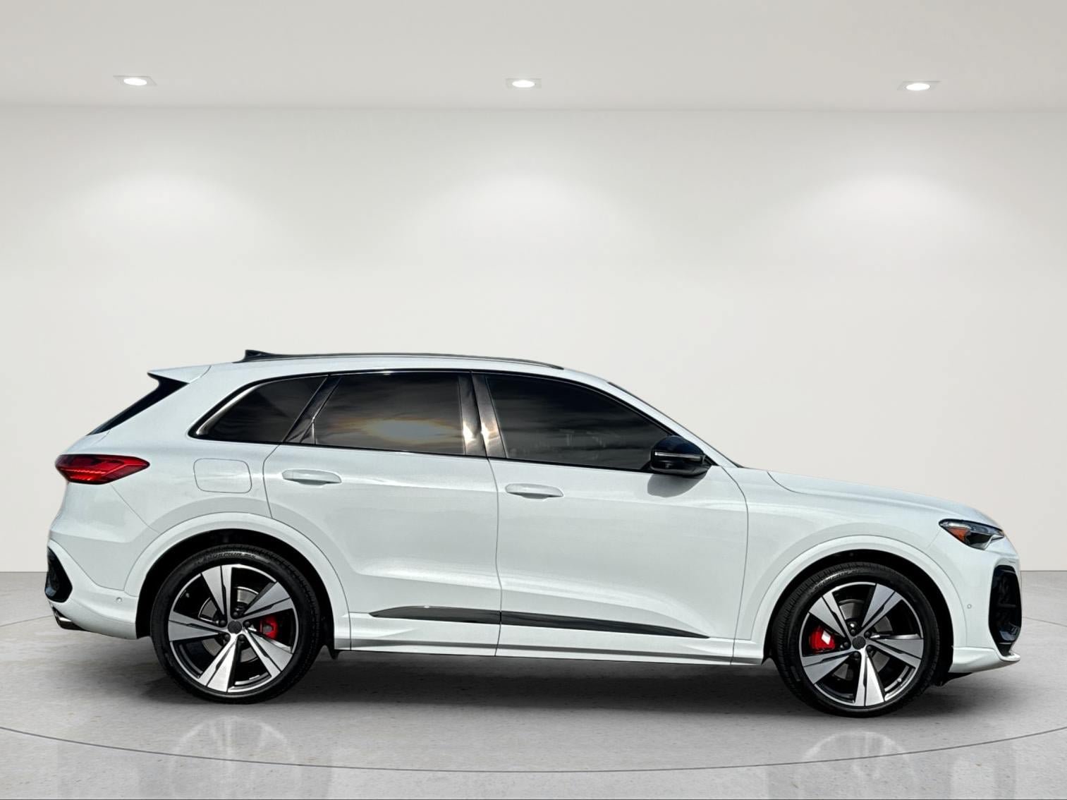 Used 2026 Audi SQ5 Prestige AWD/4WD image 7