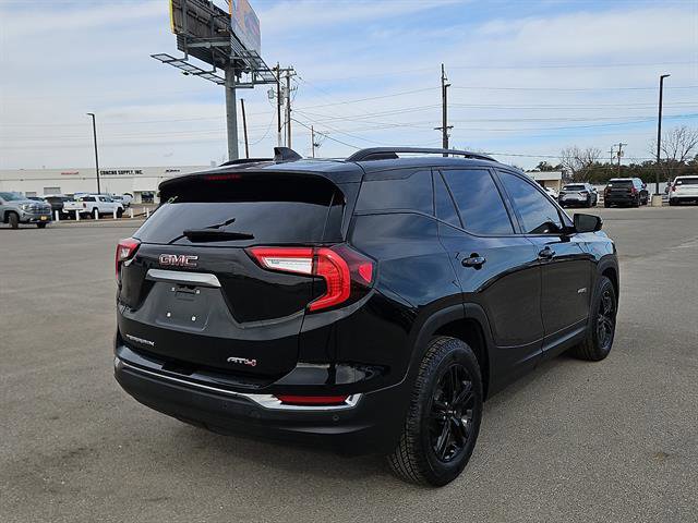 Used 2022 GMC Terrain AT4 w/ Infotainment Package II image 5