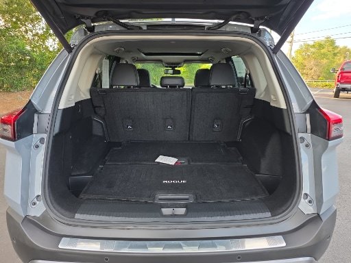 Used 2022 Nissan Rogue SL FWD image 18