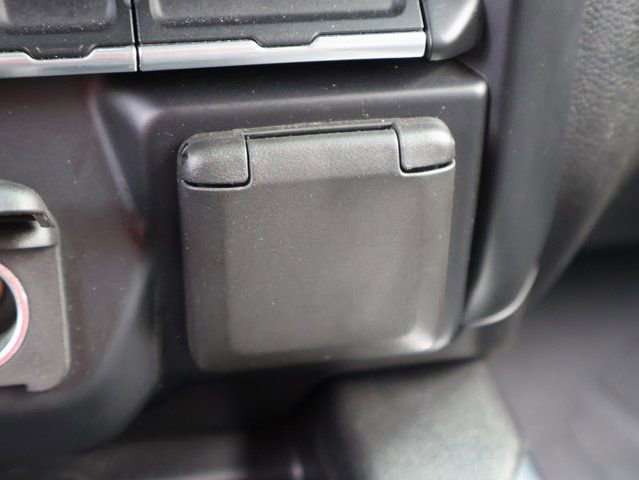 Used 2019 Chevrolet Silverado 1500 High Country w/ High Country Premium Package AWD/4WD image 41