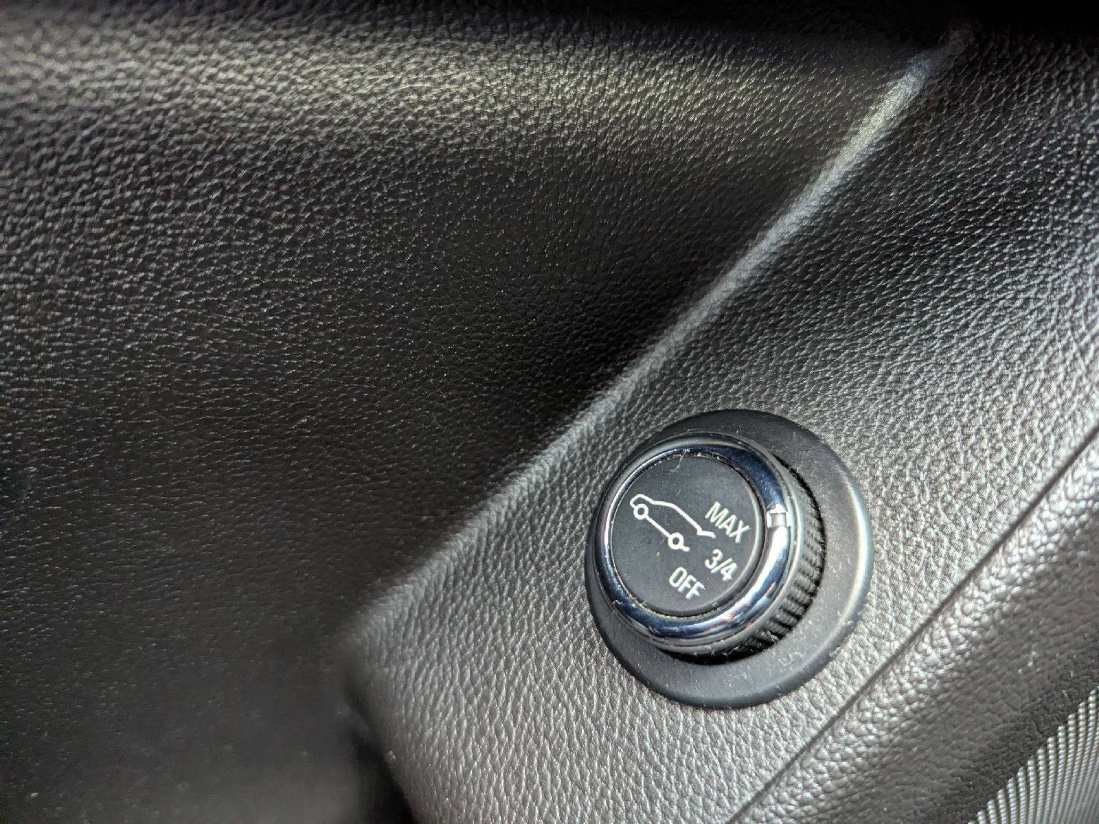 Used 2019 Chevrolet Traverse LT w/ LPO, Blackout Package image 28