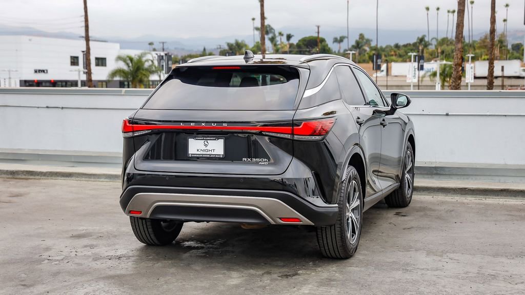 Used 2023 Lexus RX 350h image 9
