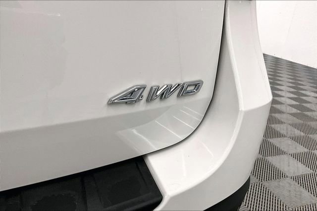 Used 2025 Ford Explorer Platinum image 9