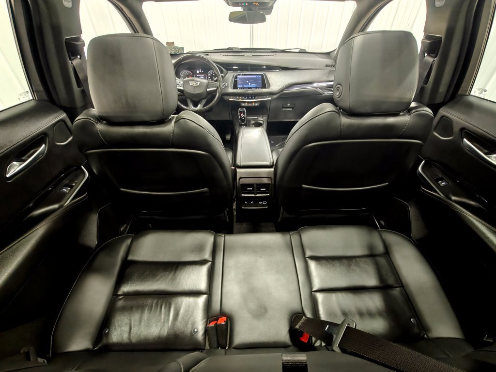 Used 2023 Cadillac XT4 Luxury AWD/4WD image 29