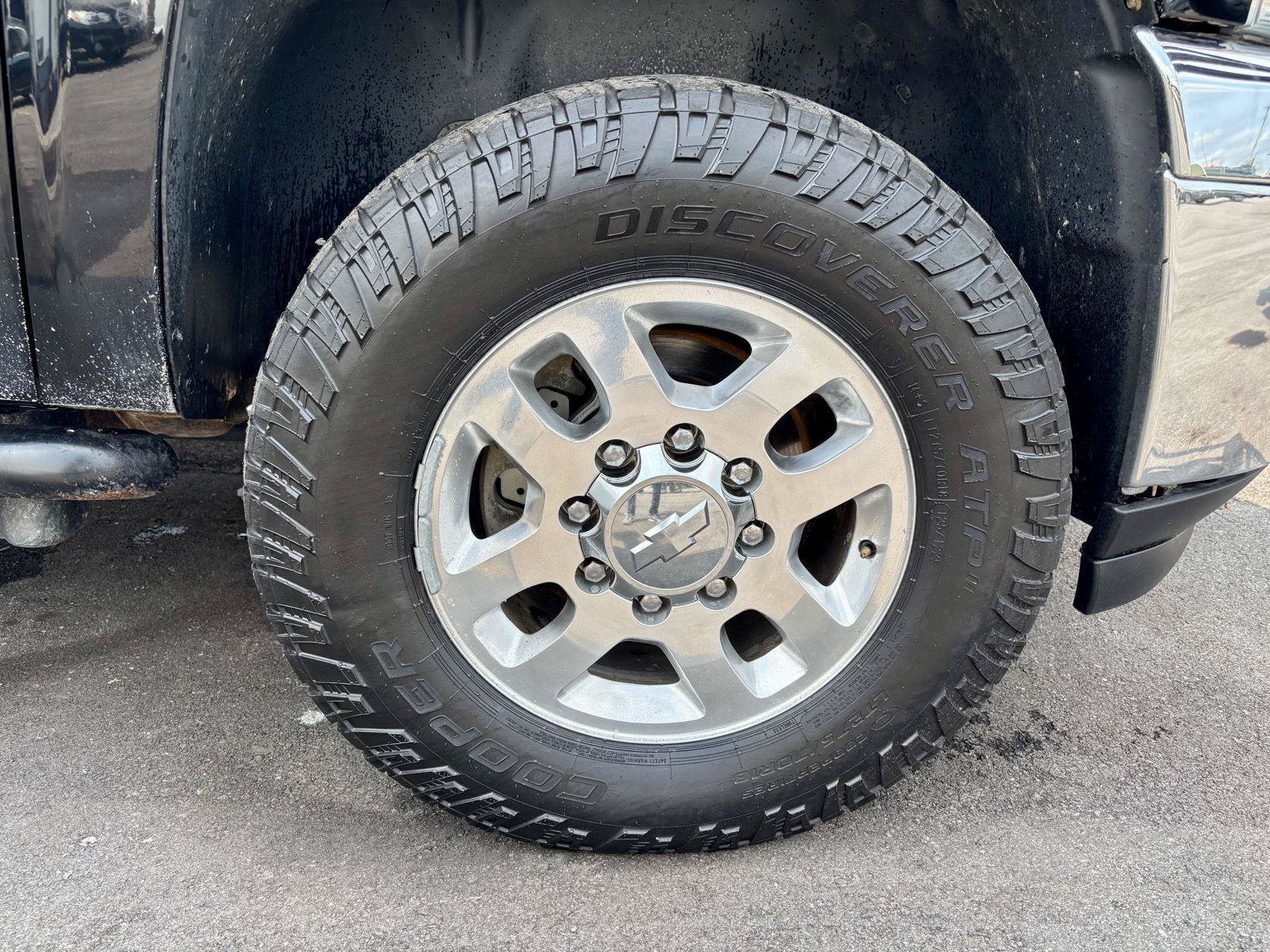 Used 2014 Chevrolet Silverado 2500 LTZ w/ LTZ Plus Package AWD/4WD image 16
