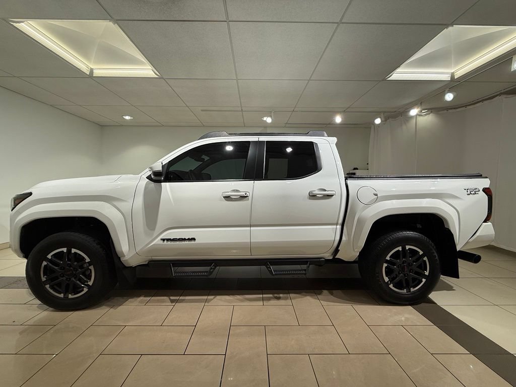 Certified 2024 Toyota Tacoma TRD Sport w/ TRD Sport Upgrade Package AWD/4WD image 2