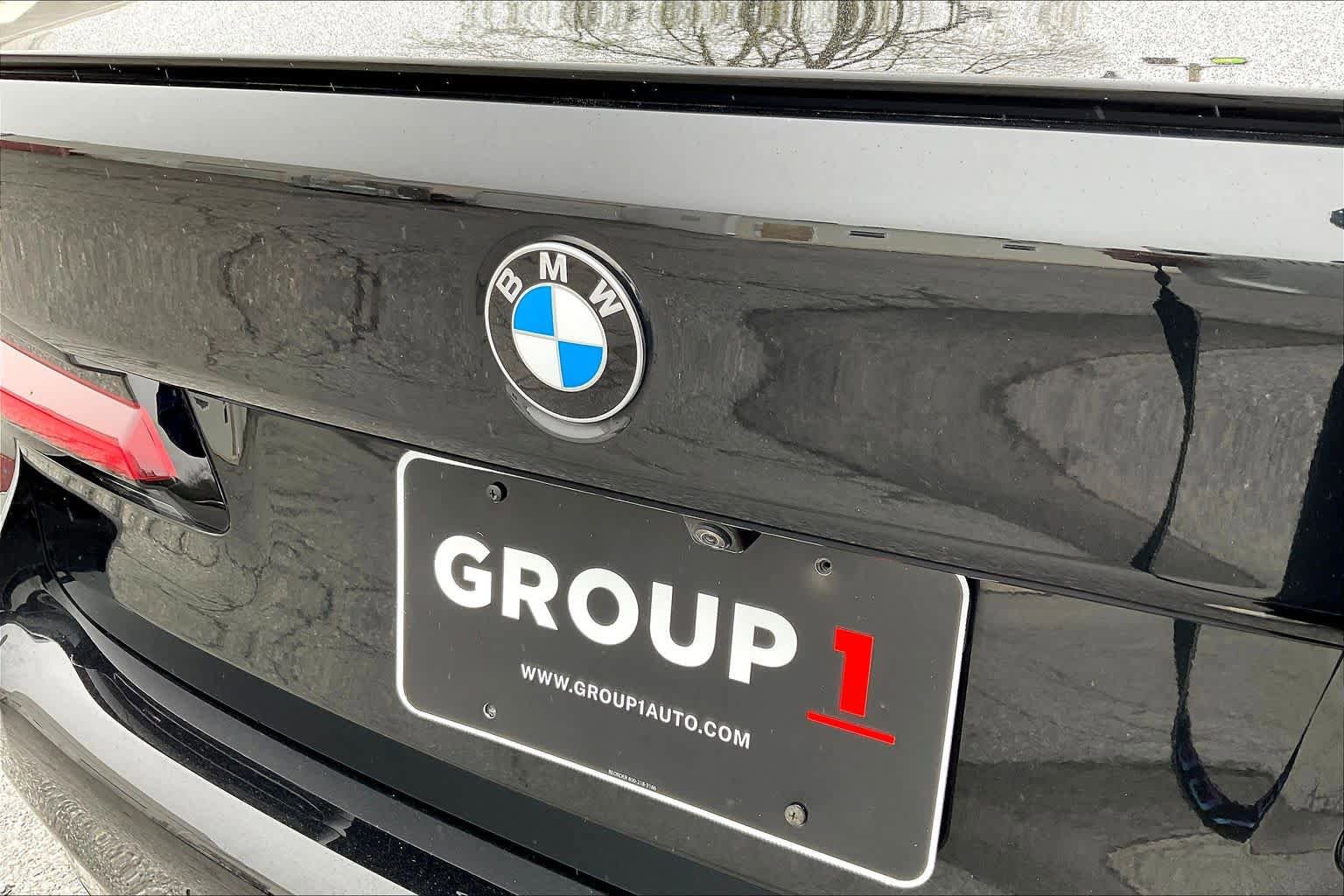 Used 2023 BMW M550i xDrive w/ Dynamic Handling Package AWD/4WD image 29