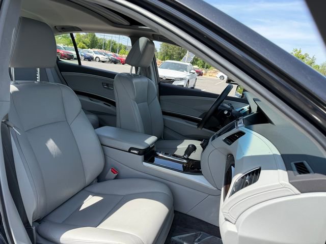 Used 2015 Acura RLX w/ Technology Package FWD image 34