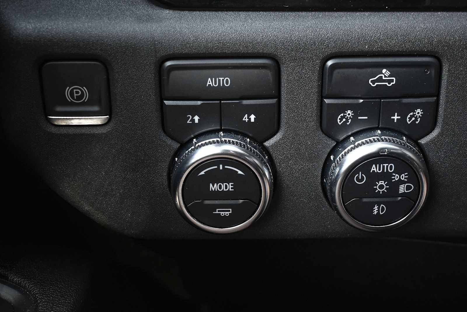 Used 2023 GMC Sierra 1500 Elevation image 19