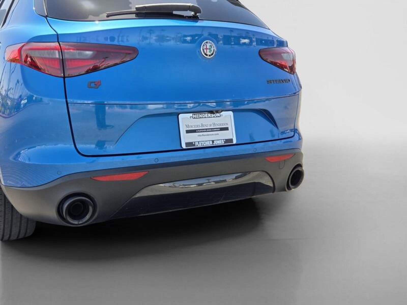Used 2019 Alfa Romeo Stelvio AWD w/ Nero Edizione image 4