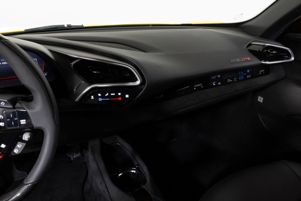 Used 2024 Ferrari 296 GTB image 39